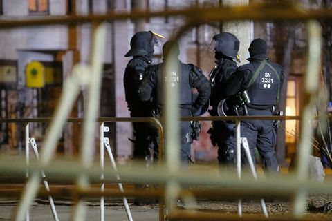 Rund um das Connewitzer Kreuz kann es zu erheblichen Verkehrsbehinderungen kommen (Archivbild) Foto: Sebastian Willnow/dpa-Zentr