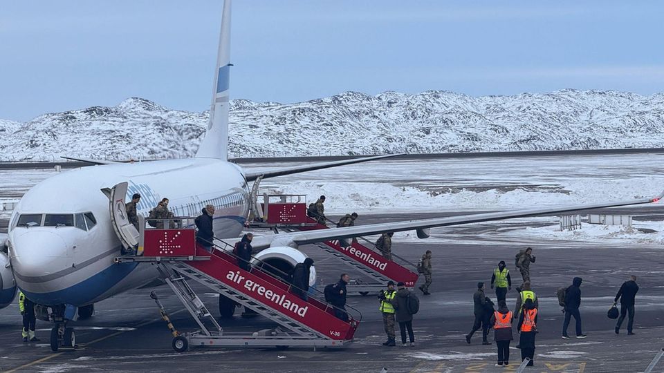 Erkundungstour Arktis: Hier landen die Bundeswehr-Soldaten in Grönland