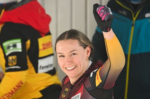 Laura Nolte (Deutschland) gewinnt erstmals den Gesamtweltcup im kleinen Schlitten. Foto: Robert Michael/dpa