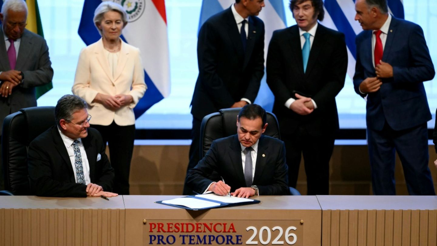 Unterzeichnungszeremonie in Asunción