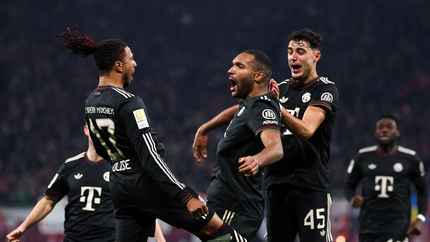 Der FC Bayern ist weiter nicht zu stoppen. Foto: Jan Woitas/dpa