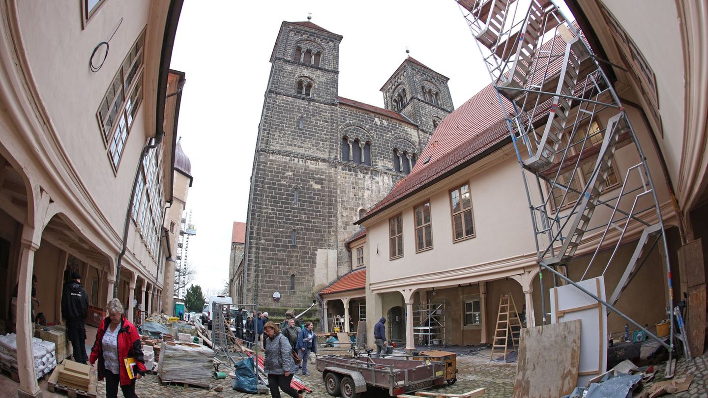 Geschichte-Welterbe-in-Quedlinburg-bekommt-innovative-L-schanlage