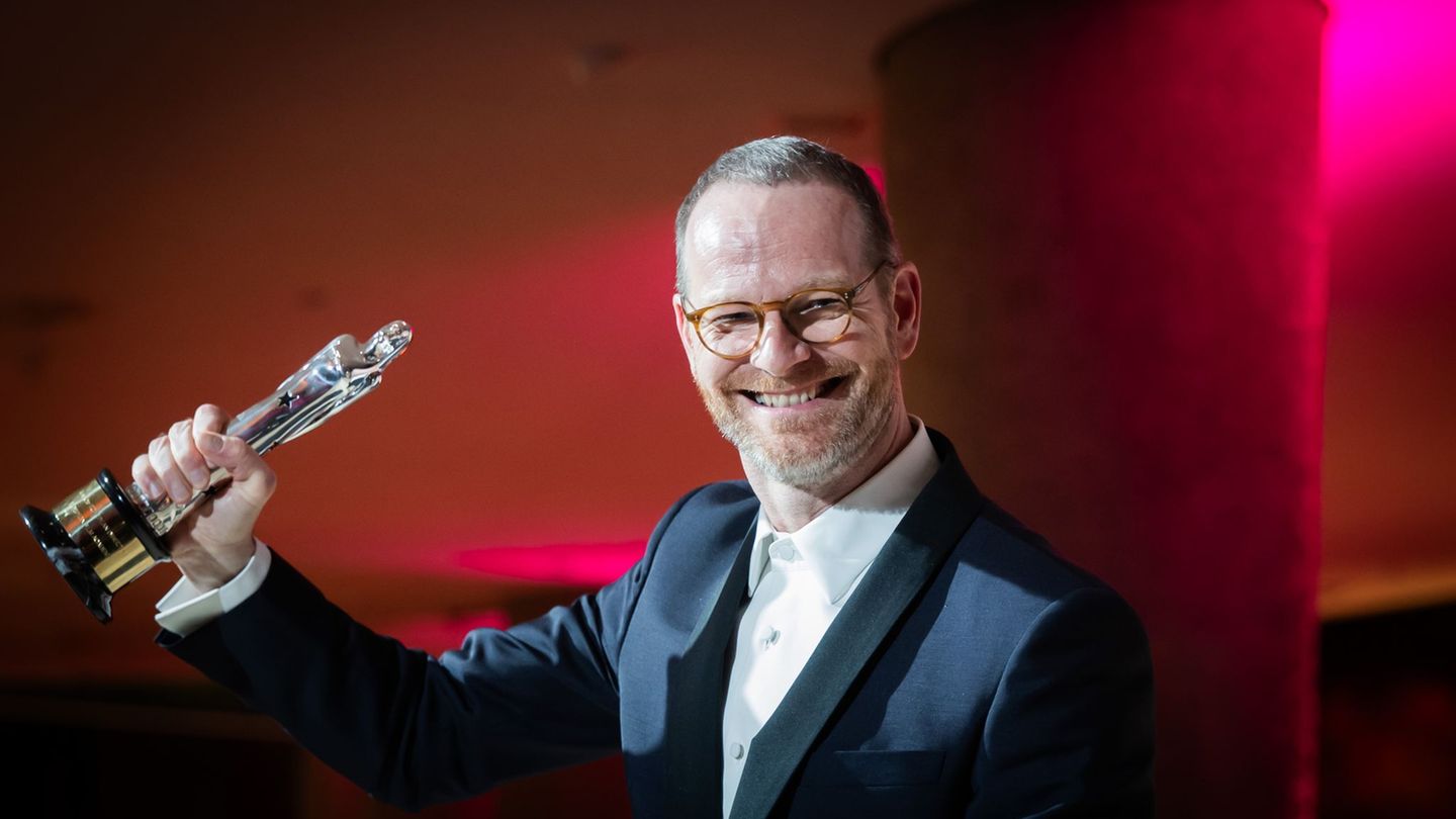 Joachim Trier räumte mit seinem Werk beim Europäischen Filmpreis ab. Foto: Christoph Soeder/dpa