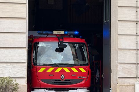 Bei einer Party ist in Paris der Boden einer Wohnung eingebrochen und 20 Menschen sind verletzt worden. (Symbolfoto). Foto: Rach