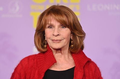 Vip News: Senta Berger nach Sturz auf Bühne schwer verletzt