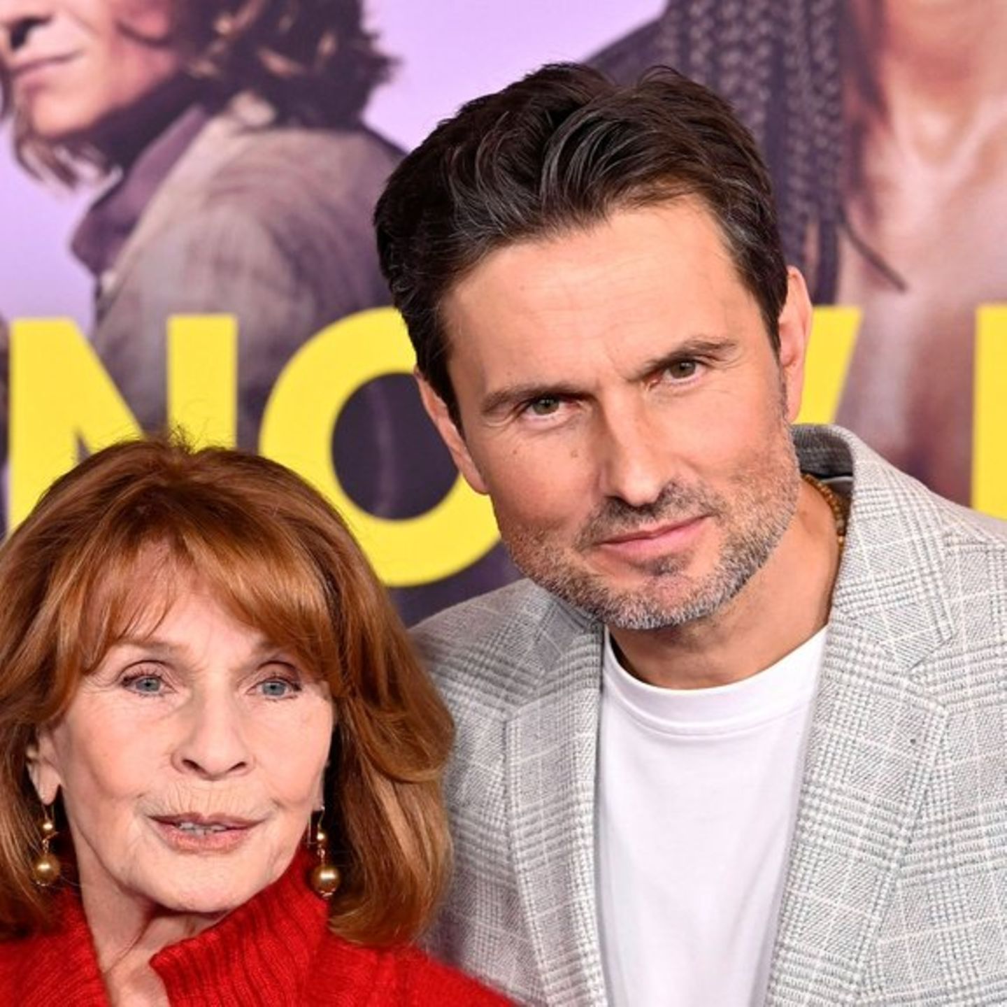 Simon Verhoeven hat kürzlich einen Film mit seiner Mutter Senta Berger gemacht.
