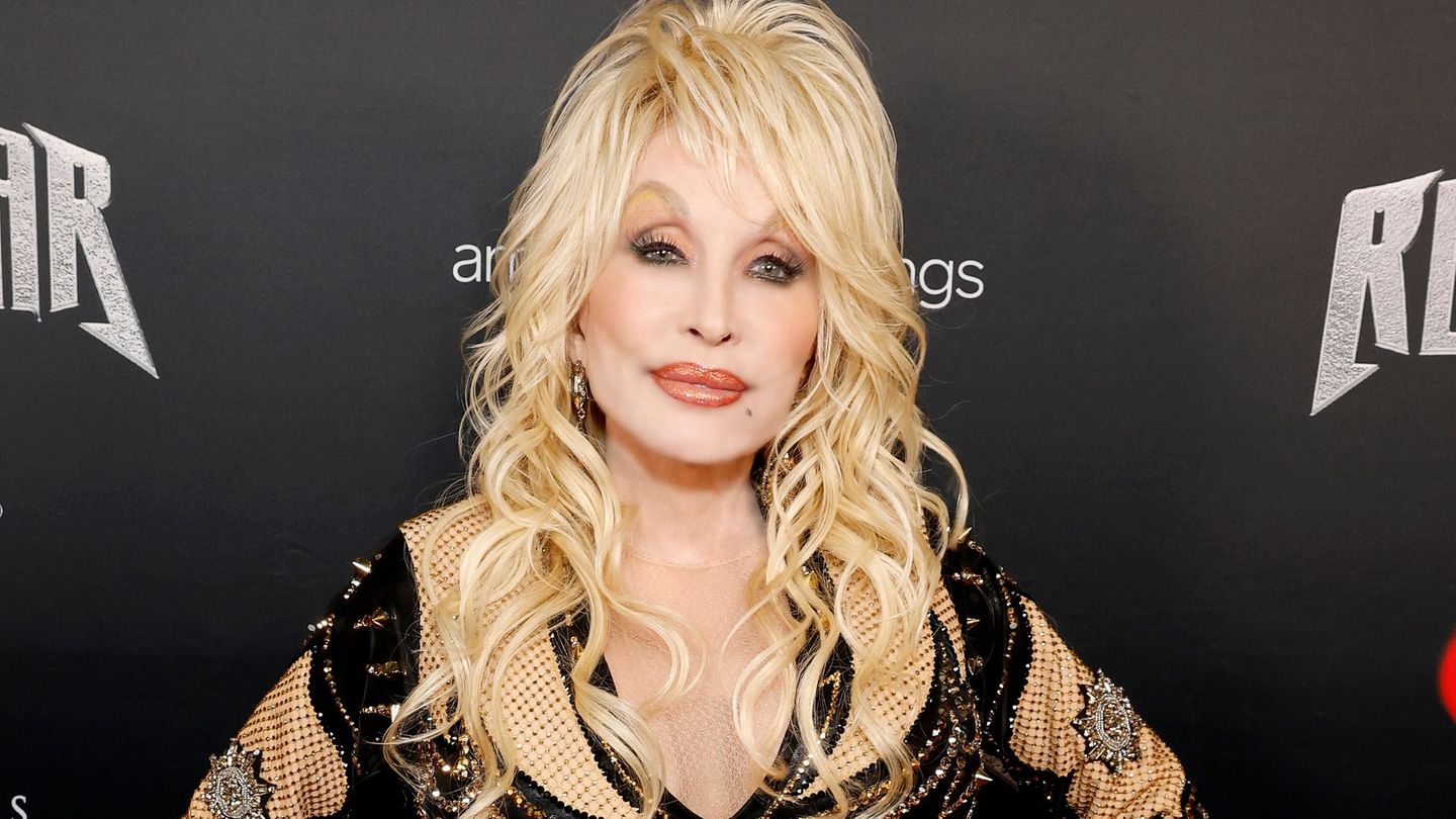Eine der größten weiblichen Musiklegenden aller Zeiten: Dolly Parton feiert am 19. Januar ihren 80. Geburtstag.