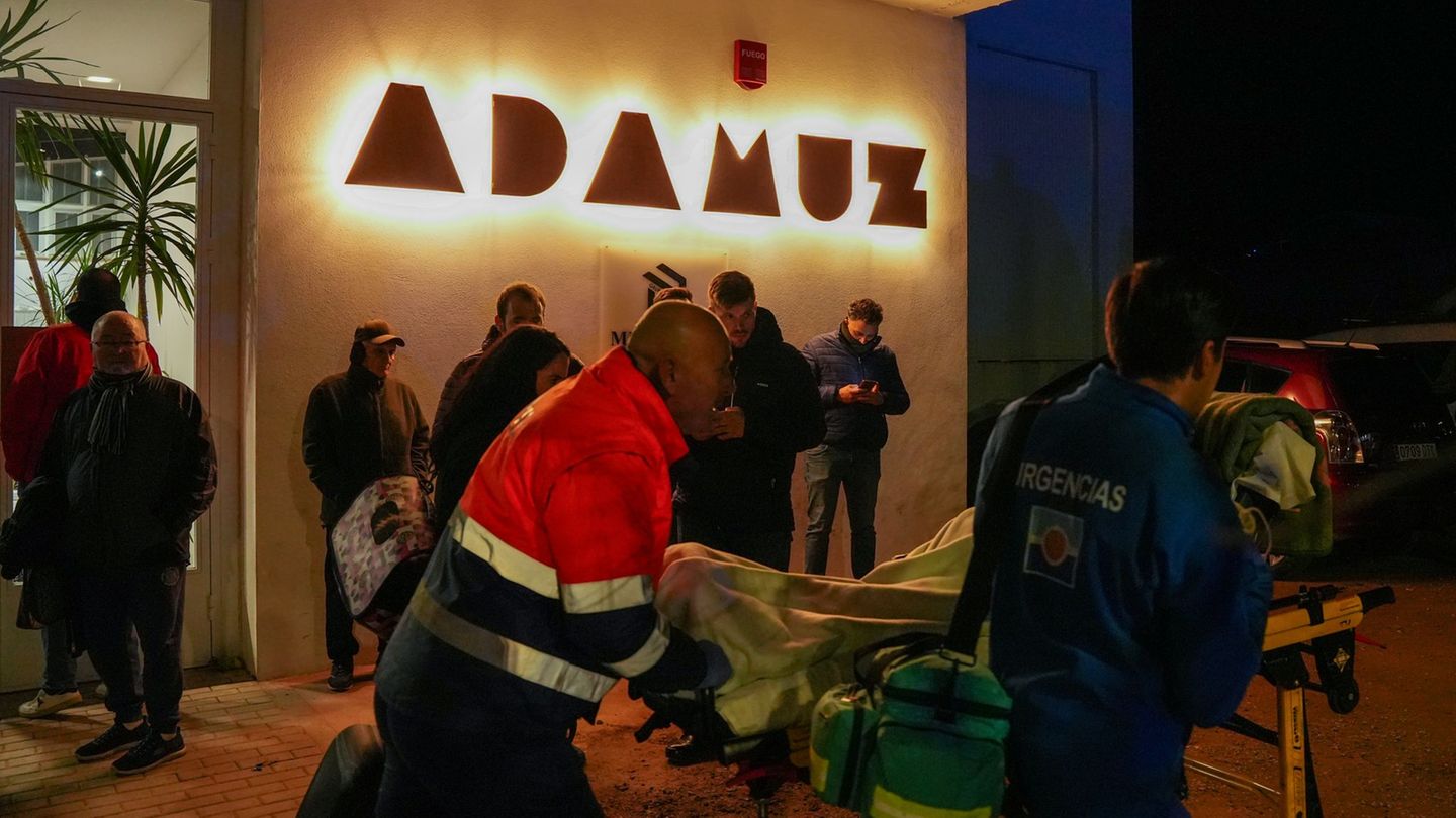 Die Zahl der Toten bei dem Zugunglück in Spanien ist gestiegen. Foto: Francisco J. Olmo/EUROPA PRESS/dpa