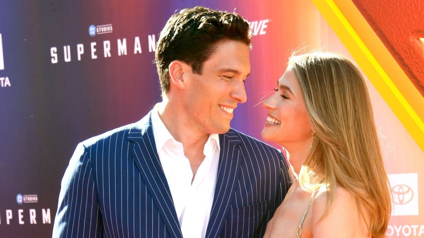 Will Reeve und Amanda Dubin - hier bei der "Superman"-Premiere im Sommer 2025 - haben geheiratet.
