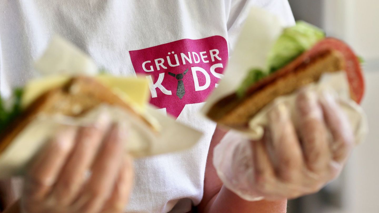 Schülerfirmen in Sachsen erhalten Förderung. (Symbolbild) Foto: Jan Woitas/dpa-Zentralbild/dpa