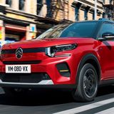 Der Stellantis Konzern bietet unter seinen verschiedenen Marken eine Reihe von vergleichsweise günstigen Elektromodellen an. Bestes Beispiel ist der 83 kW / 113 PS starke Citroen e-C3, der in der 30-kWh-Version mit einer Reichweite von rund 200 Kilometern aktuell bei knapp unter 20.000 Euro beginnt. Die Version mit mehr als 300 Kilometern Reichweite kostet knapp 25.000 Euro