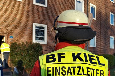 Die Gasexplosion ereignete sich im Erdgeschoss eines Hauses. Foto: Felix Müschen/dpa