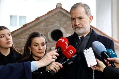 Keine leichte Zeit für König Felipe, Ehefrau Letizia und die Töchter Leonor (r.) und Sofia - hier bei der Trauerfeier für Feli