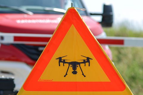 Eine Drohne der Feuerwehr hat bei der Polizei in Sondershausen für Fragen sowie einen Einsatz gesorgt. (Symbolbild) Foto: Jan Wo