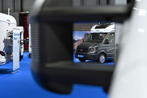 2025 haben deutsche Hersteller weniger Reisemobile und Wohnwagen produziert. (Archivbild) Foto: Helena Dolderer/dpa