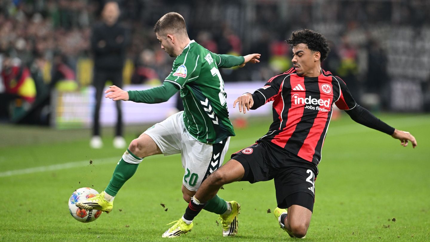 Werder-Profi Romano Schmid (l). Foto: --/dpa