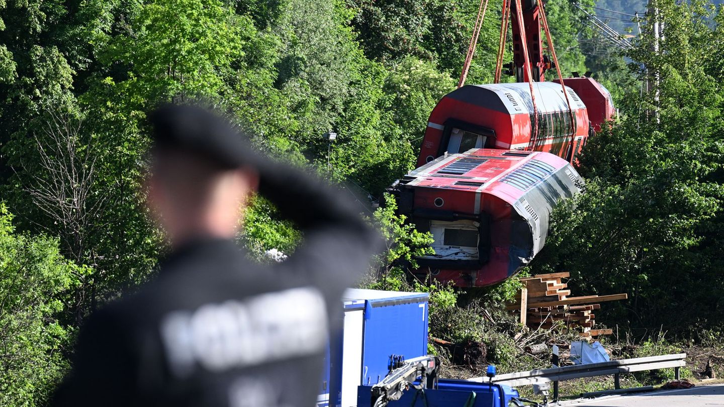 Kaputte Betonschwellen waren die Unfallursache (Archivbild). Foto: Angelika Warmuth/dpa