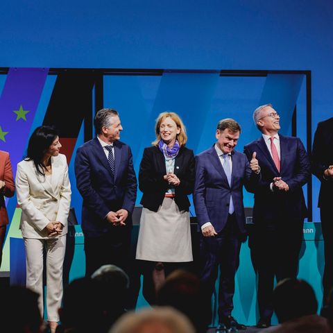 Braucht Friedrich Merz eine Kabinettsumbildung?