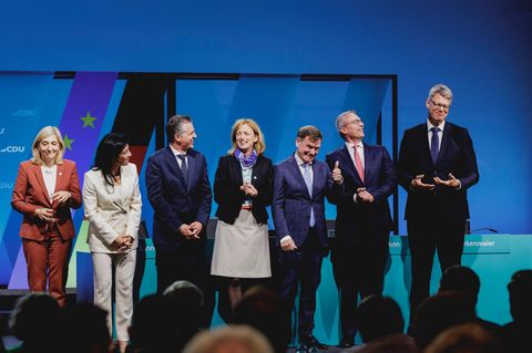 Braucht Friedrich Merz eine Kabinettsumbildung?