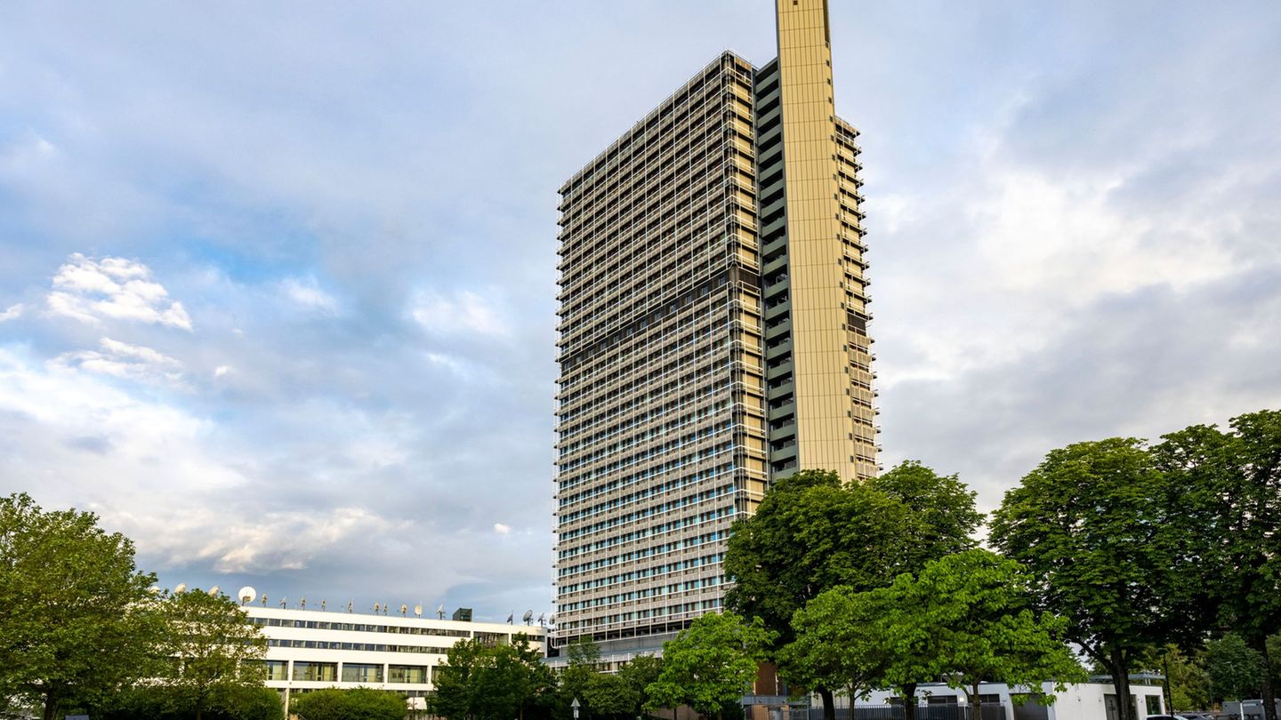 Schon jetzt Arbeitsstätte von UN-Mitarbeitern: der lange Eugen. Foto: Thomas Banneyer/dpa