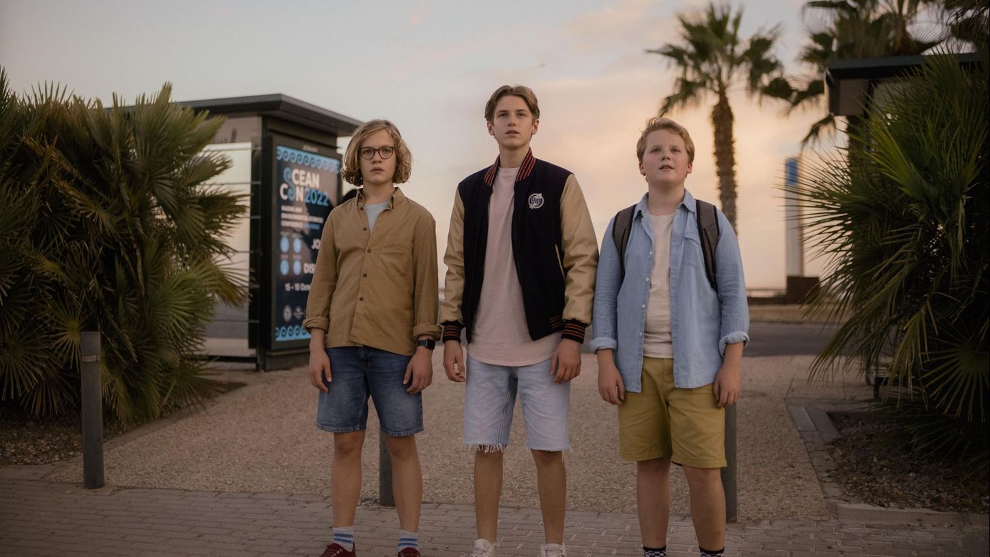 "Die drei ???" kehren mit neuer Besetzung auf die Leinwand zurück: In "Erbe des Drachen" reisen Bob (Levi Brandl, links), Peter (Nevio Wendt, Mitte) und Justus (Julius Weckauf) von Kalifornien nach Rumänien.