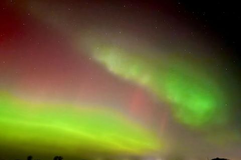 Polarlichter leuchten über Sachsen-Anhalt. Foto: Thomas Schulz/dpa