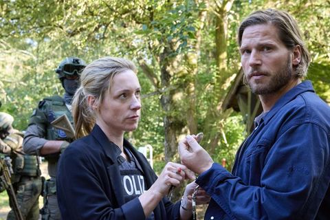 "Einsatz Seeler - Ein Lübeck-Krimi": Hannah Voigt (Friederike Linke, l.) und Eric Seeler (Sebastian Ströbel).