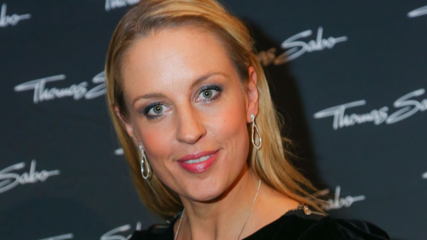 Sie zählt zu den dienstältesten Darstellerinnen der Serie "SOKO Wien": Lilian Klebow (48) hatte ihren ersten Auftritt bereits in der ersten Folge der ersten Staffel, die im Jahr 2005 startete. Nun feiert die Schauspielerin den Start der 20. Staffel (ab Freitag, 23. Januar, 18.00 Uhr, ZDF).