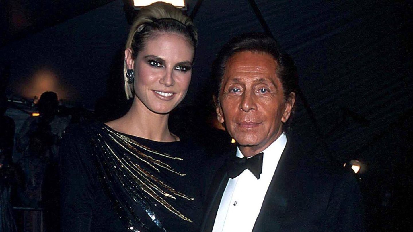 Heidi Klum und Valentino Garavani bei der Met Gala 2003.