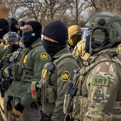 Beamte der US-Einwanderungspolizei ICE