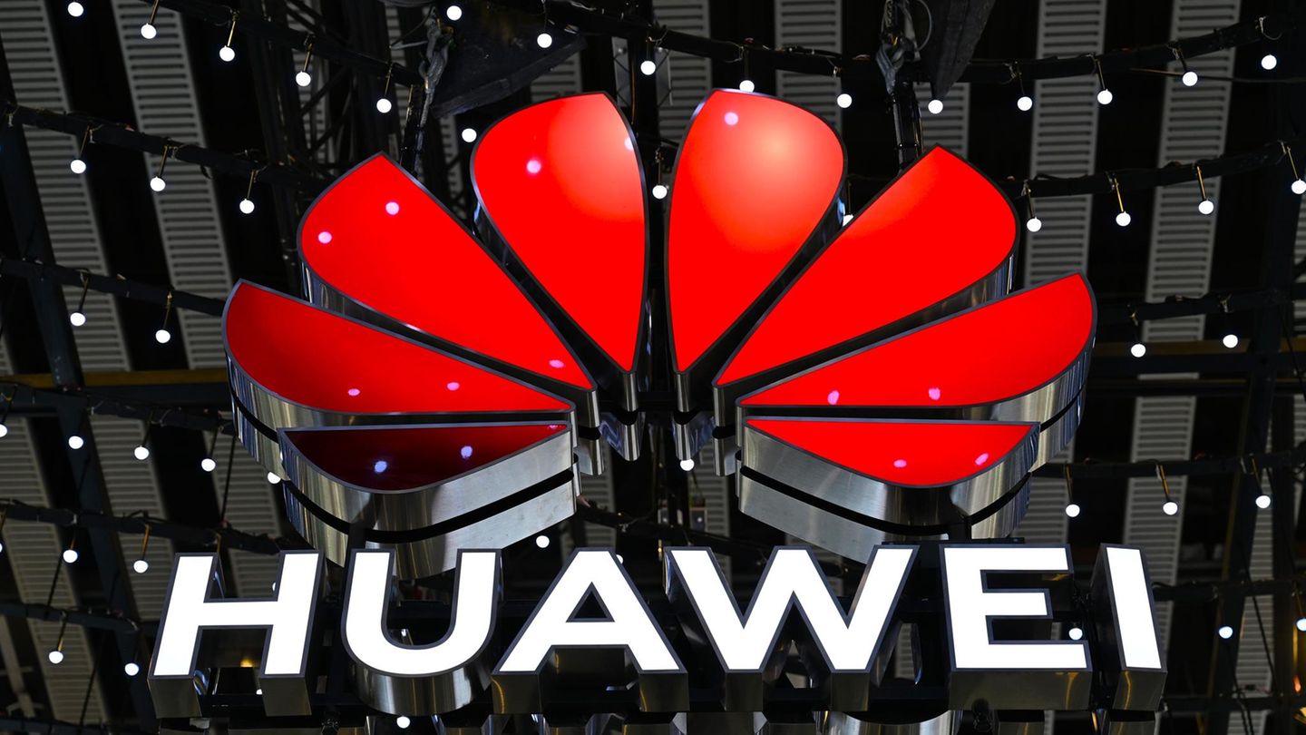 Der chinesische Technologiekonzern Huawei stellt Smartphones, Mobilfunk-Antennentechnik und Energietechnik her