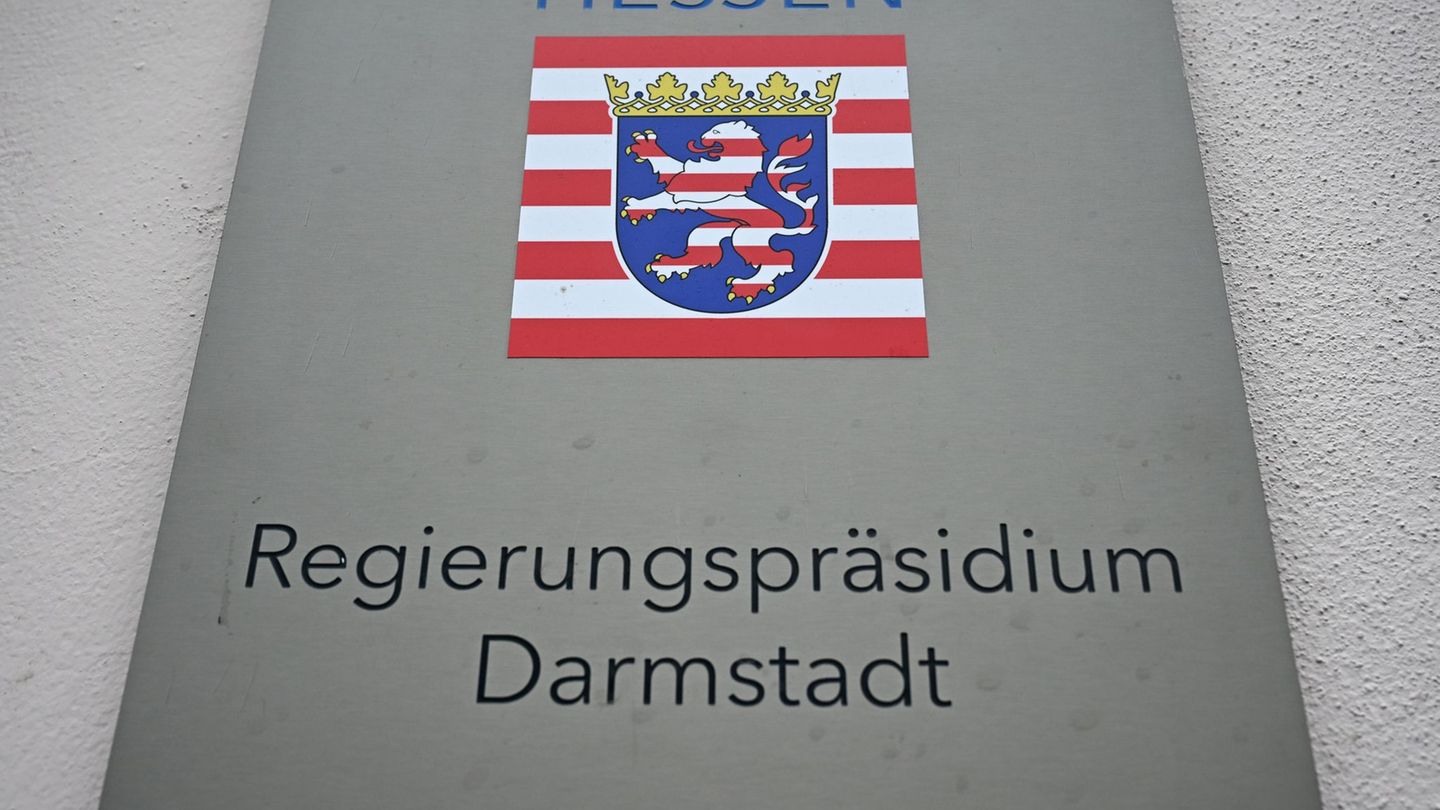 Gefahrstoffe sind bei Chemie-Produkten aus Drittstaaten oft unzureichend gekennzeichnet. (Symbolbild) Foto: Michael Brandt/dpa