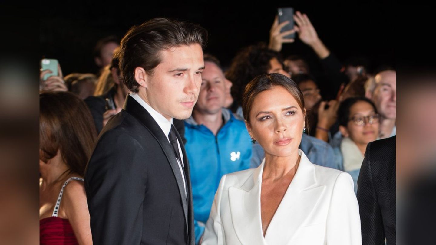 Brooklyn Beckham und seine Mutter Victoria in friedlicheren Zeiten.