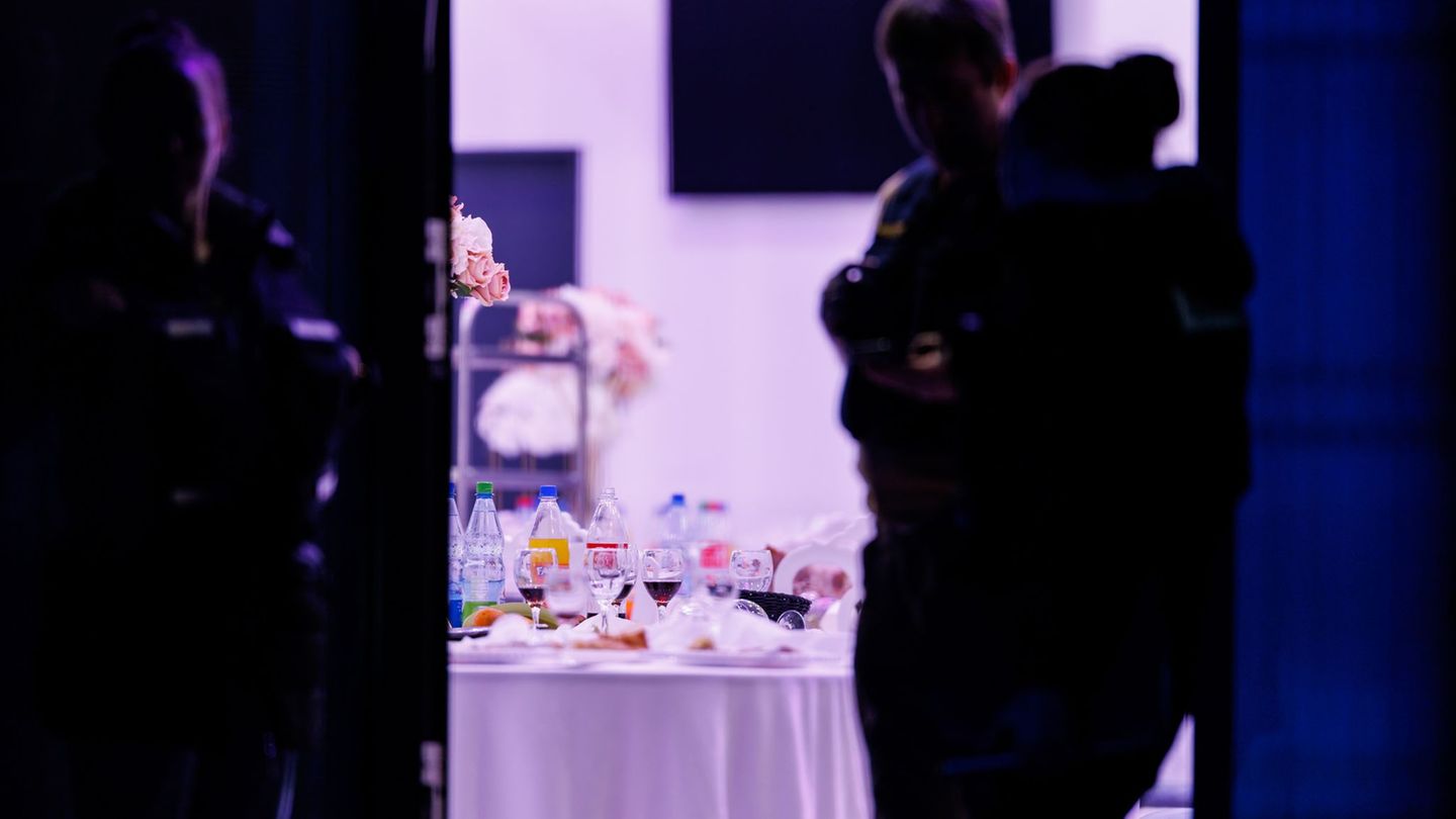 Nach der Tat floh der Verdächtige nach Frankreich, stellte sich dort aber der Polizei. (Archivbild) Foto: ---/dpa