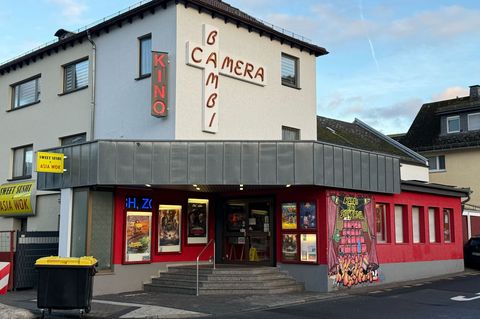Im vergangenen Jahr gab es in 66 Orten in Hessen ein Kino - unter anderem in Bad Schwalbach im Taunus. Foto: Andrea Löbbecke/dpa