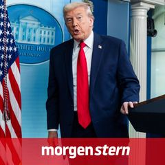 Donald Trump vor seiner Abreise nach Davos im Weißen Haus