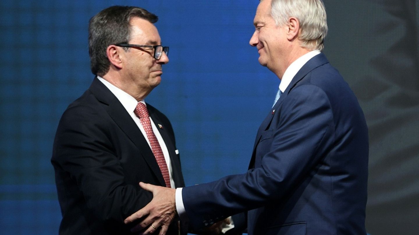 Kast (r.) und der frühere Pinochet-Anwalt Barros