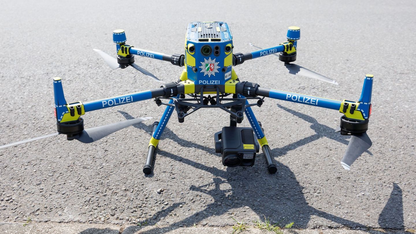 Polizeidrohnen werden von der Polizei zu Aufklärungs- und Ermittlungszwecken eingesetzt. (Symbolbild) Foto: Friso Gentsch/dpa