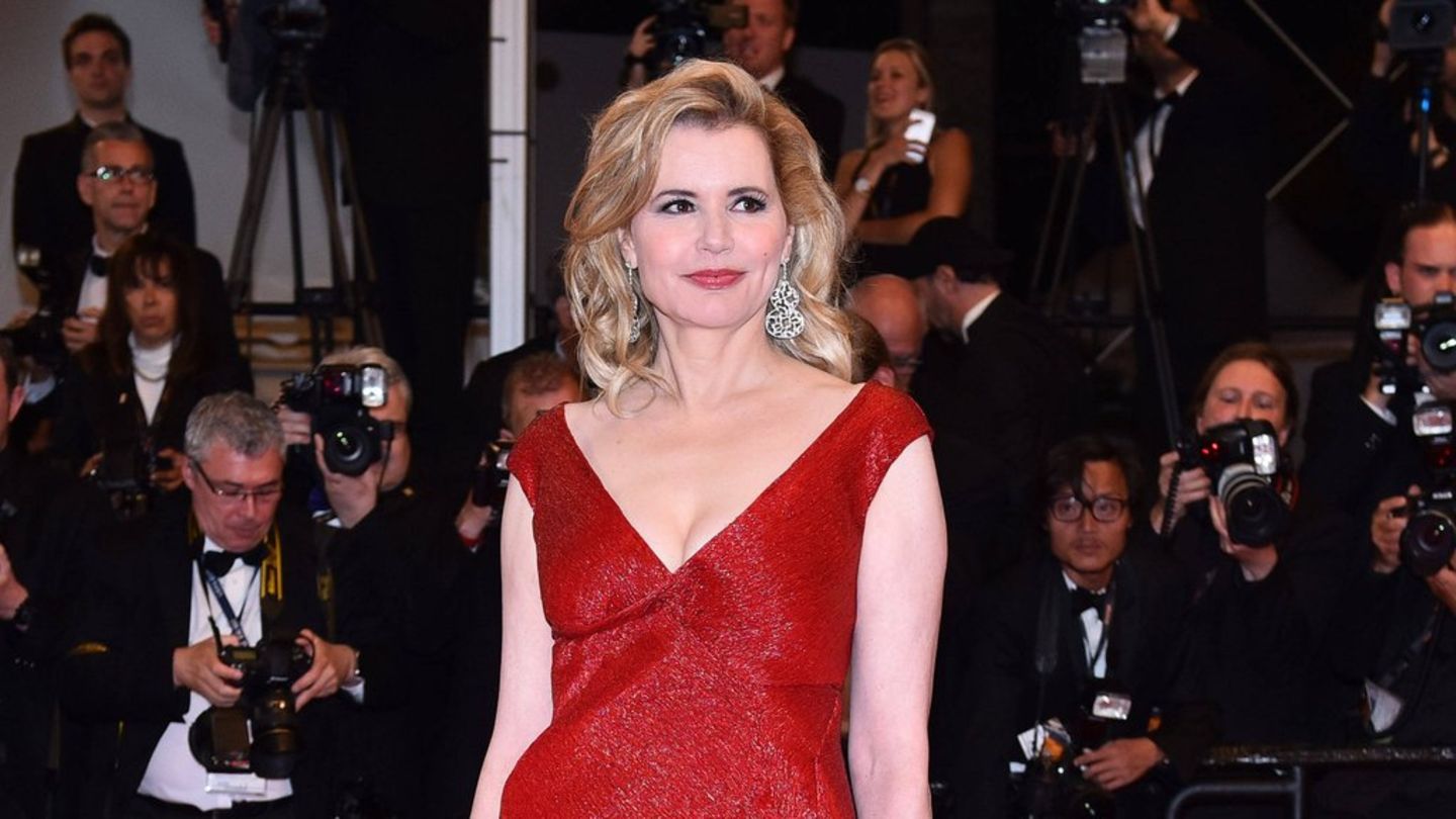Geena Davis auf dem roten Teppich