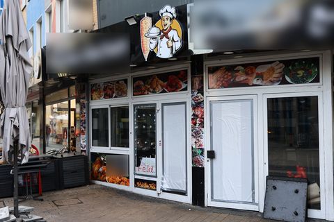 Erste Schäden waren am Morgen bereits behoben. Foto: Alex Talash/dpa