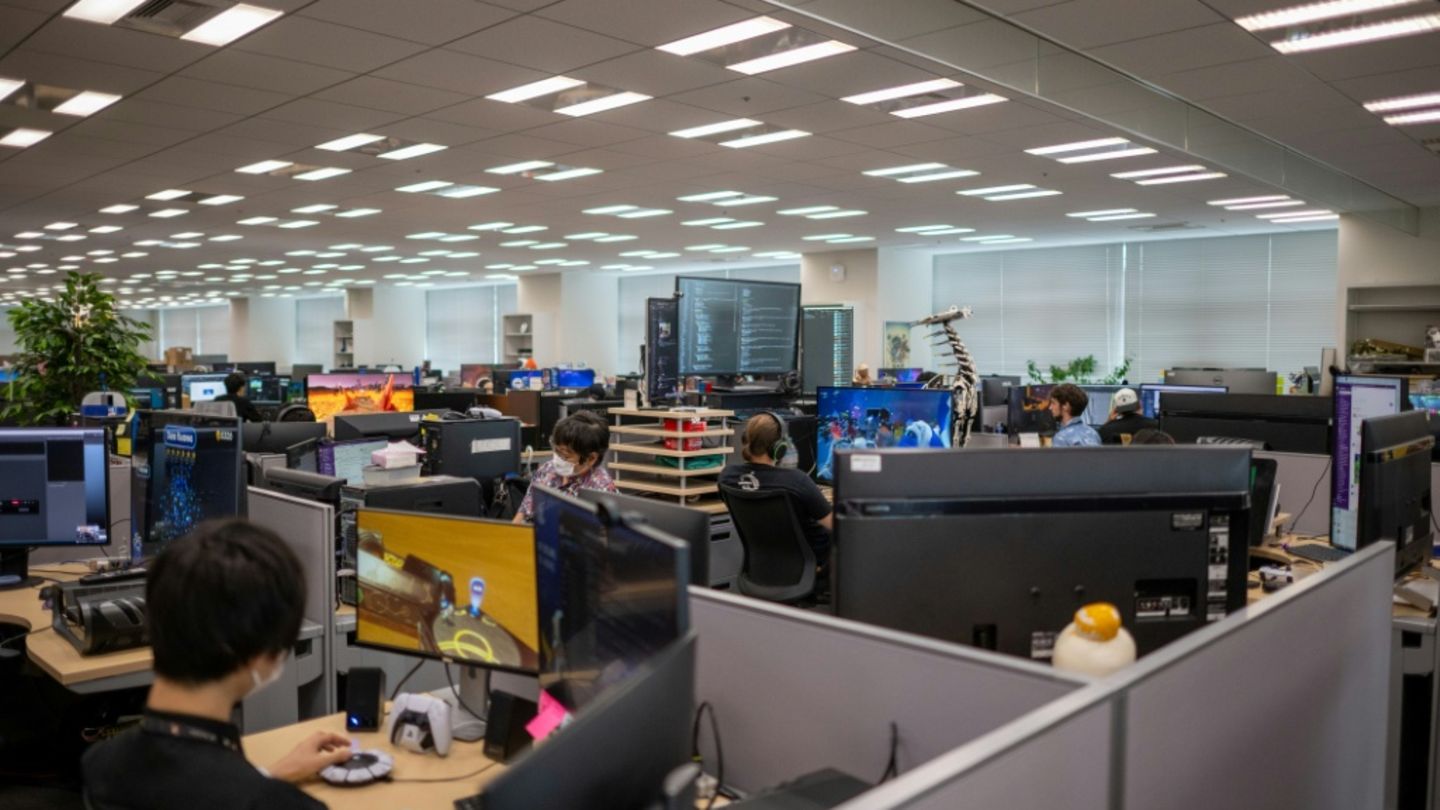 Großraumbüro in Tokio