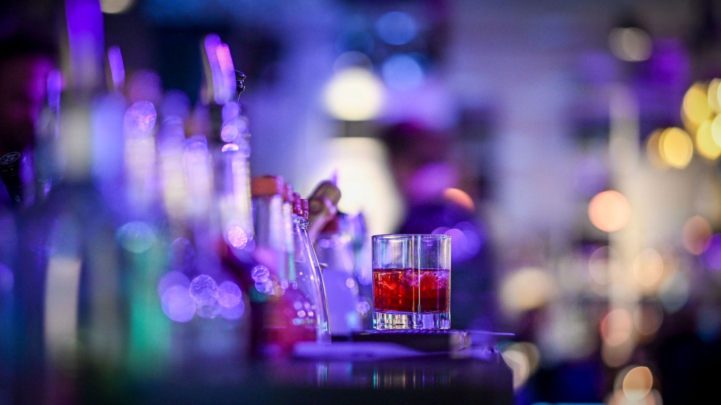 Kamen auf Stuttgarter Veranstaltungen im Herbst K.-o.-Tropfen zum Einsatz? Die Polizei hat dafür keinen Hinweis. (Symbolbild) Fo