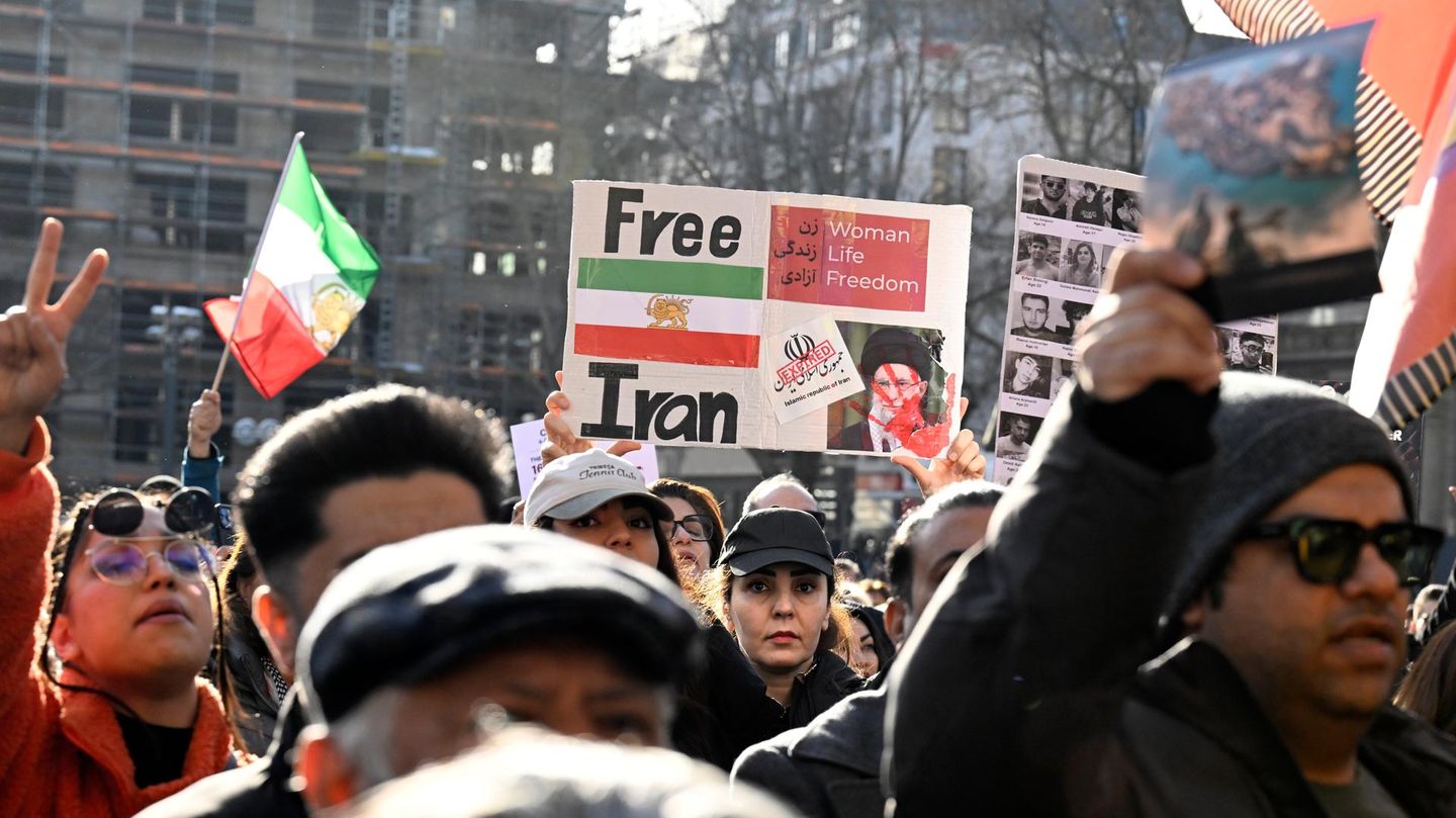 Deutsch-Iraner: "Eine Freundin entdeckte zufällig ihren Vater neben einer Leiche"