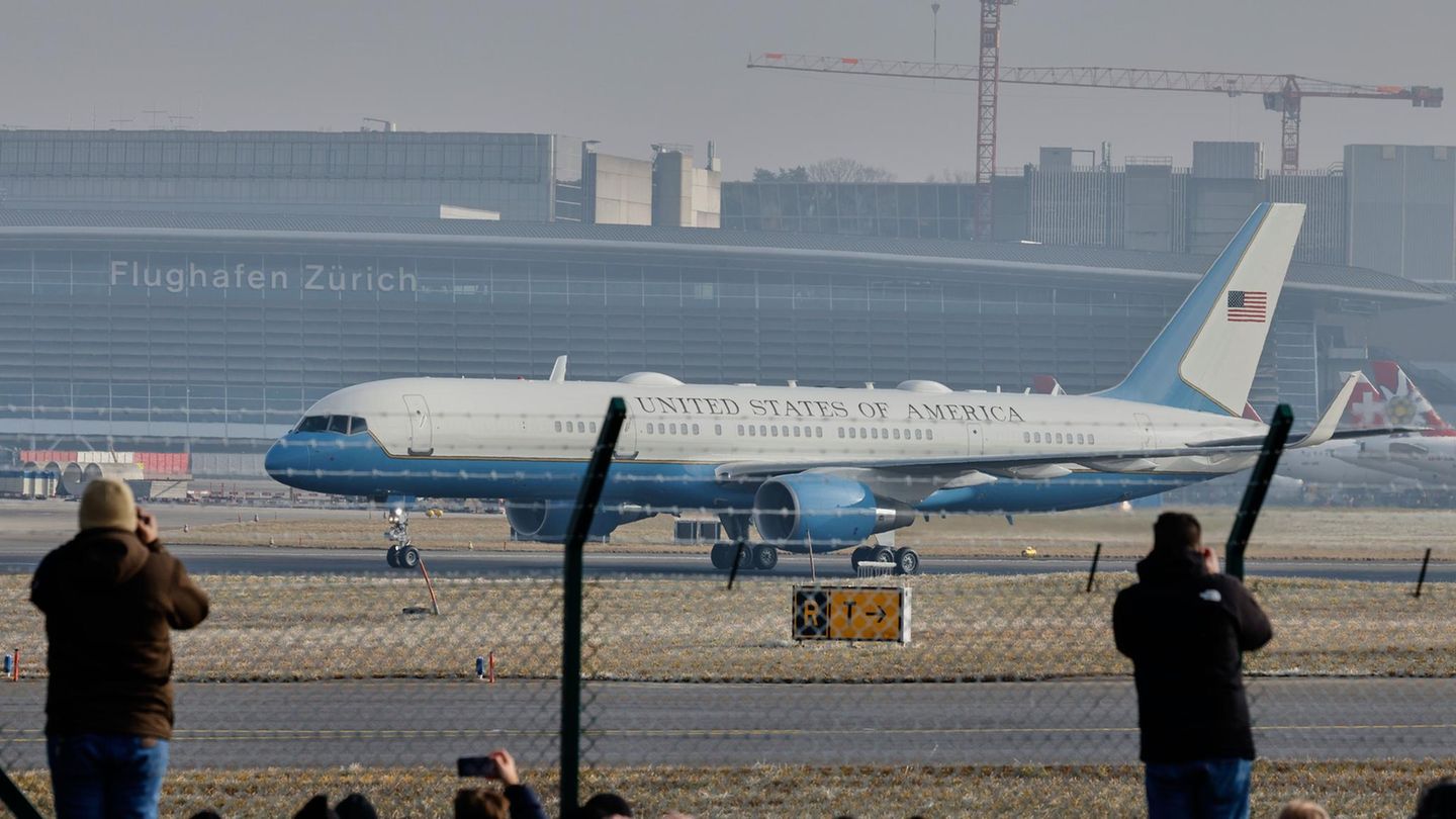 Trumps Ersatz-Air-Force-One samt US-Präsidenten am Flughafen in Zürich gelandet