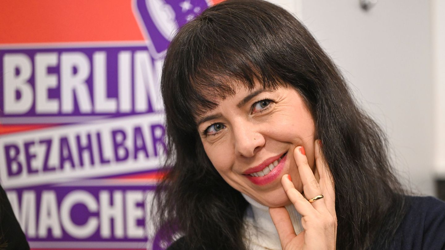 Die Politikerin Elif Eralp ist Spitzenkandidatin der Berliner Linken für die Wahl zum Abgeordnetenhaus am 20. September. Foto: J