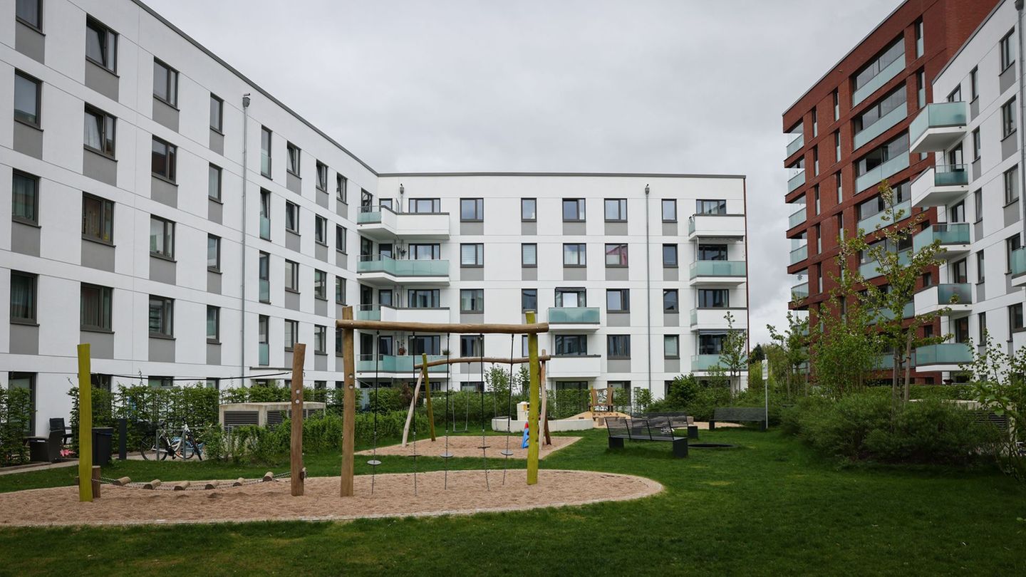 Vielen Mietern machen vor allem die gestiegenen Nebenkosten zu schaffen. Foto: Christian Charisius/dpa