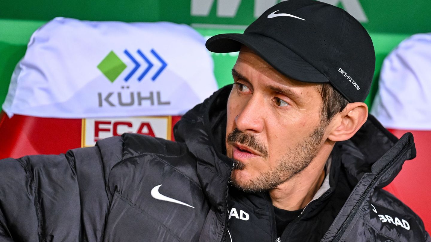 Freiburgs Trainer Julian Schuster bestreitet das Europa-League-Spiel gegen Maccabi mit seiner Elf unter erhöhten Sicherheitsmaßn