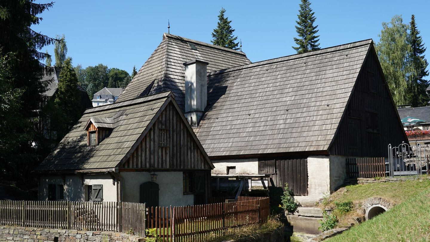 Das Hammerherrenhaus am Frohnauer Hammer soll mit Fördermitteln von Bund und Land barrierefrei umgebaut werden (Archivbild) Foto