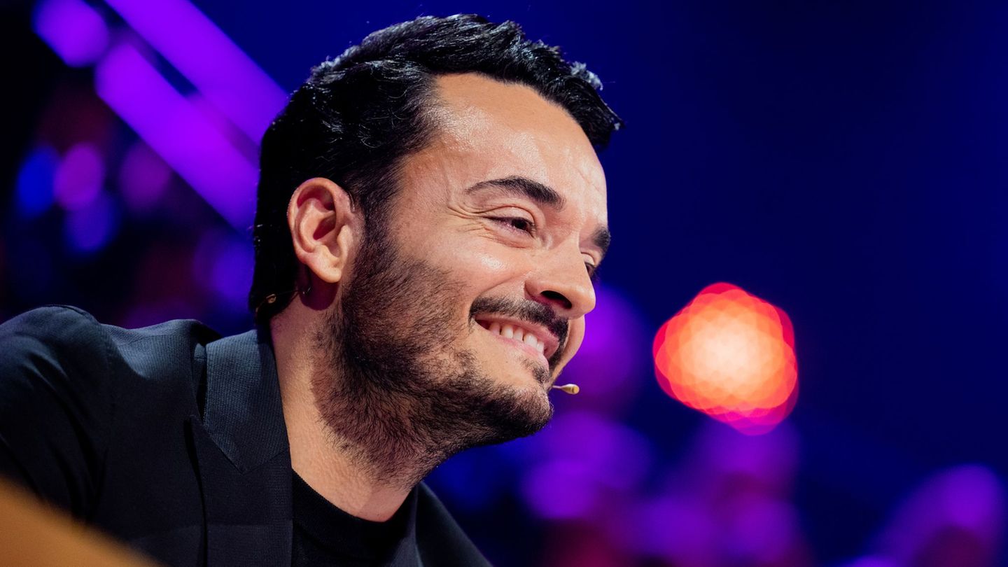 Sein Sohn hat einen neuen Vertrag beim VfB Stuttgart unterschrieben. (Archivbild) Foto: Rolf Vennenbernd/dpa