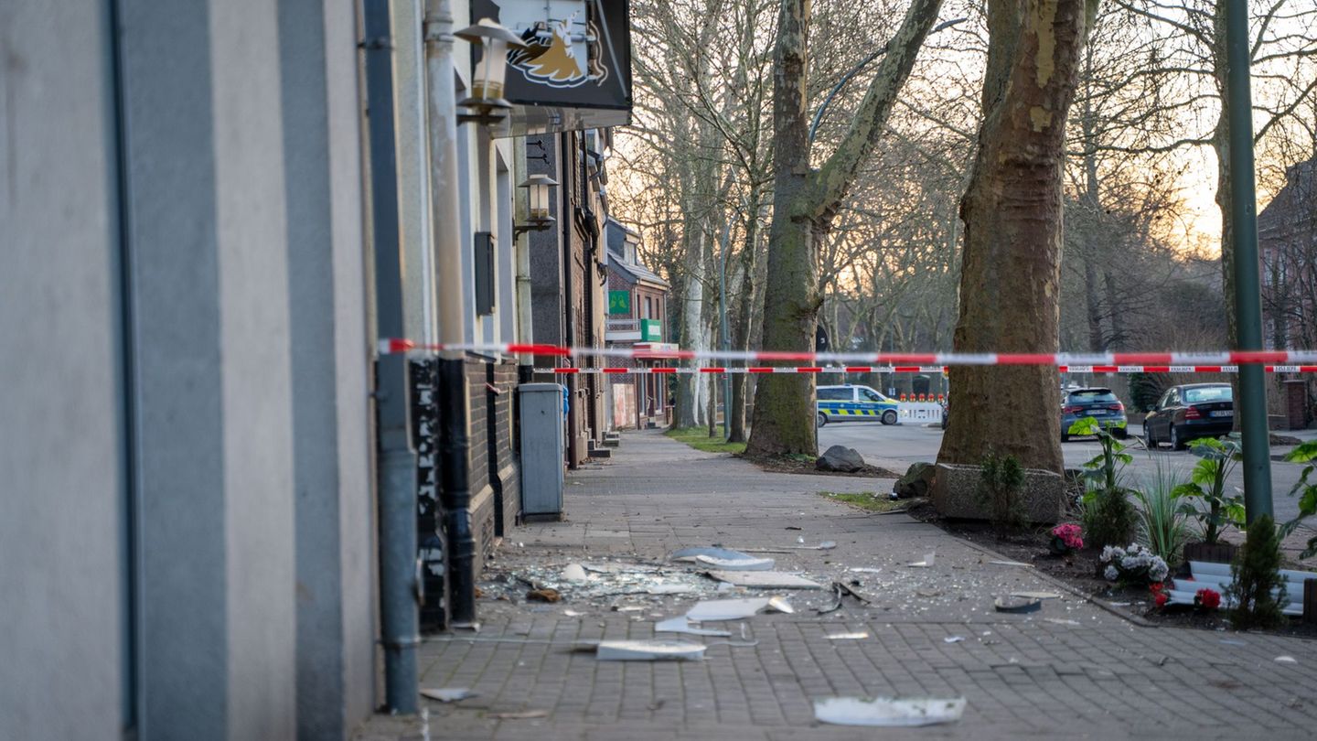 Betroffen sind die Räume eines jesidischen Kulturvereins. Foto: Max Lametz/dpa